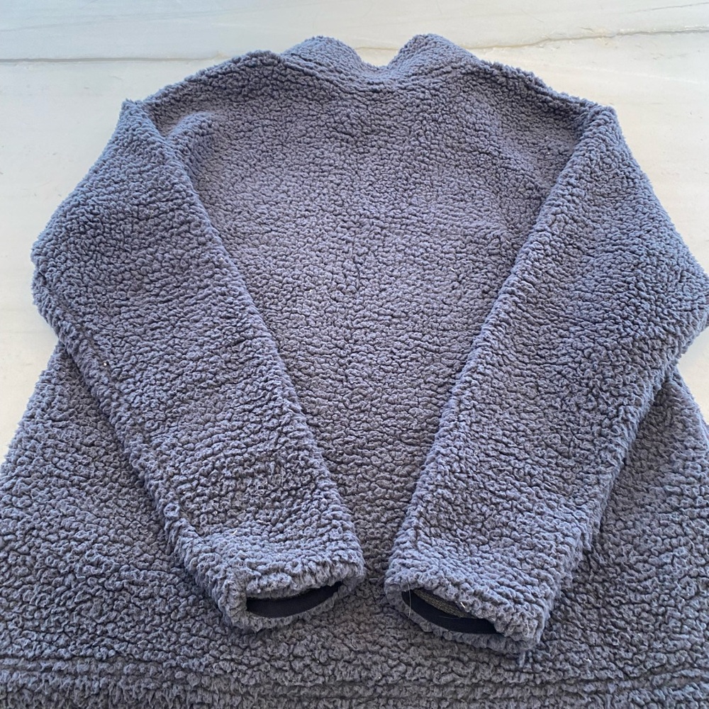 PINK Victoria's Secret Like New Grey Sherpa Zip-Up - Picture 3 of 5